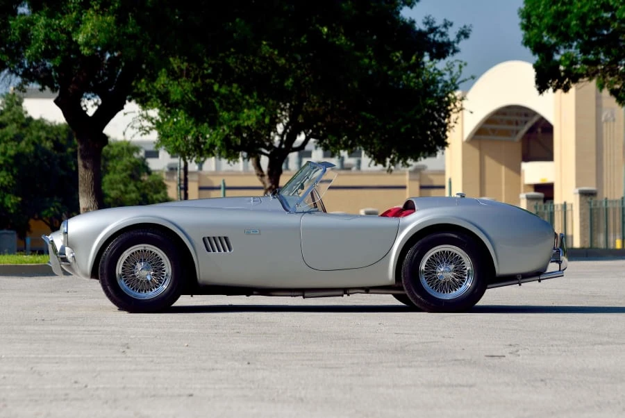 1965 Shelby Cobra 289 - Image 2 of 12