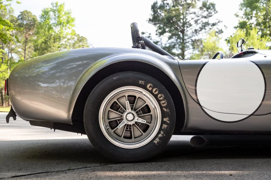 1965 Shelby Cobra 289 - Image 25 of 31