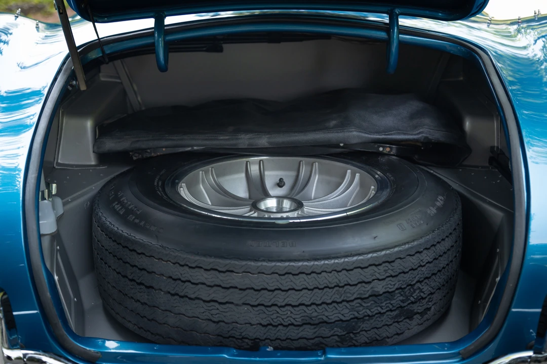 1965 Shelby Cobra 427 - Image 17 of 31