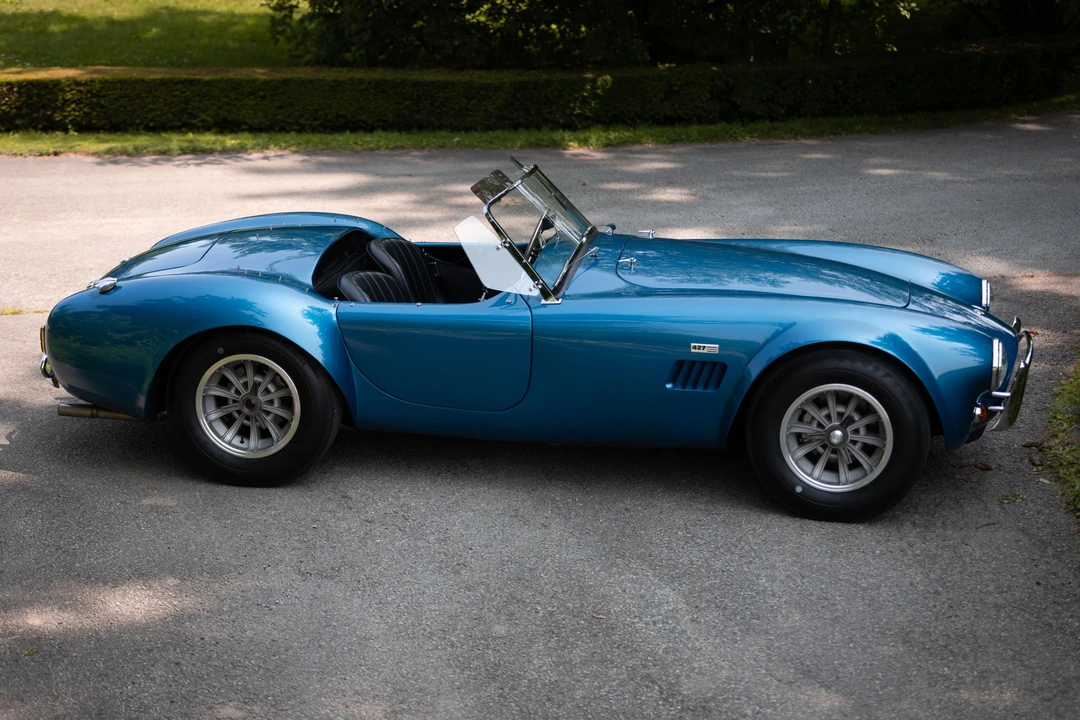 1965 Shelby Cobra 427 - Image 2 of 31