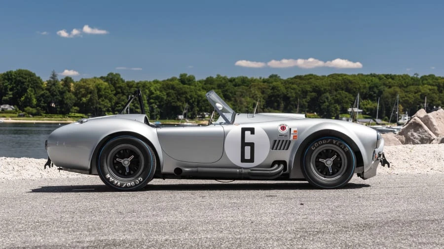 1965 Shelby Cobra 427 - Image 2 of 20