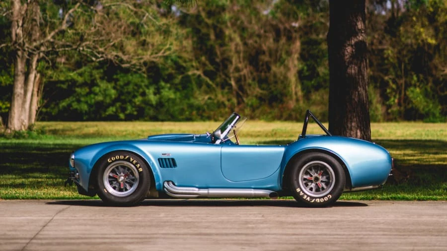 1965 Shelby Cobra 427 - Image 2 of 31