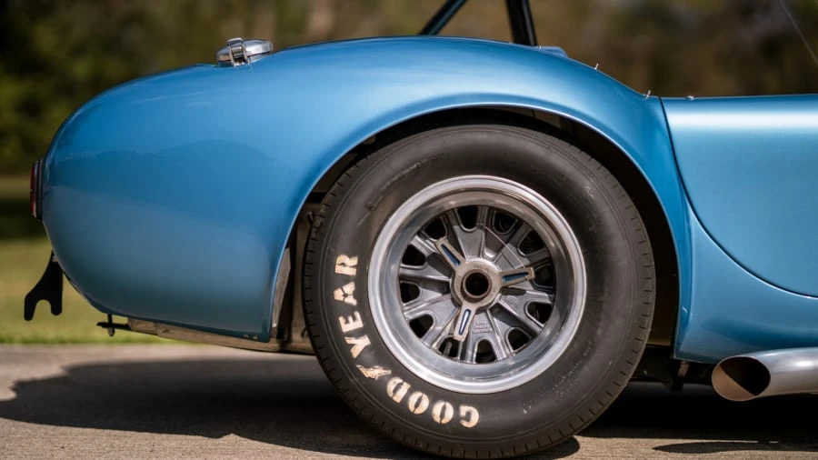 1965 Shelby Cobra 427 - Image 25 of 31