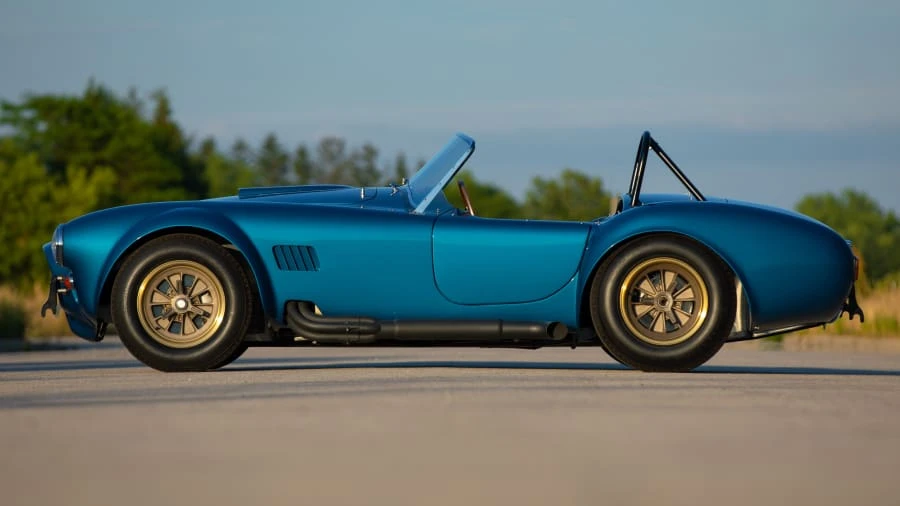 1965 Shelby Cobra 427 - Image 2 of 31