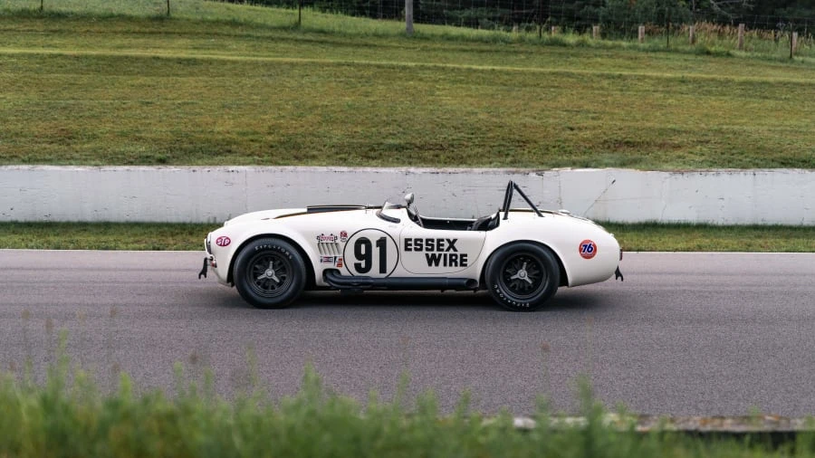 1965 Shelby Cobra 427 - Image 2 of 31