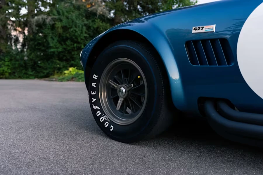 1965 Shelby Cobra 427 - Image 5 of 31