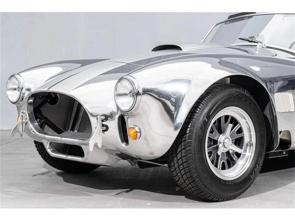 1965 Shelby Cobra 427 - Image 17 of 31