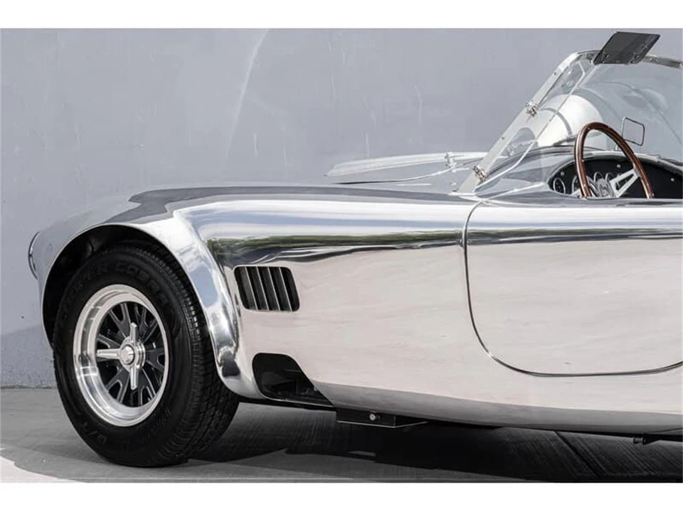 1965 Shelby Cobra 427 - Image 11 of 31