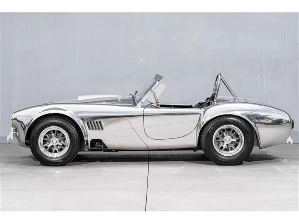 1965 Shelby Cobra 427 - Image 2 of 31