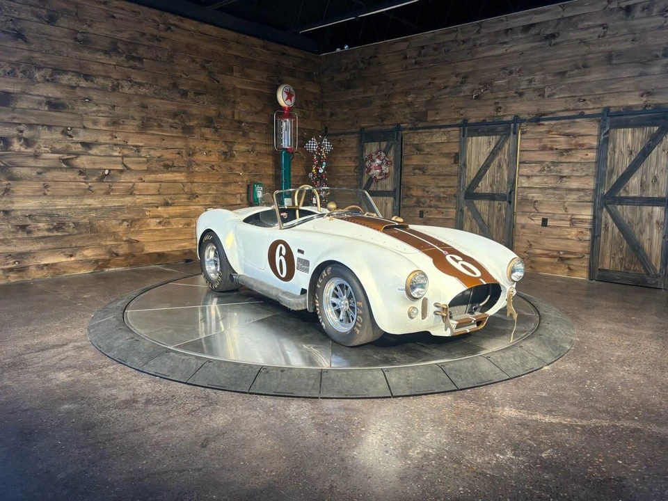 1965 Shelby Cobra 289 - Image 18 of 31