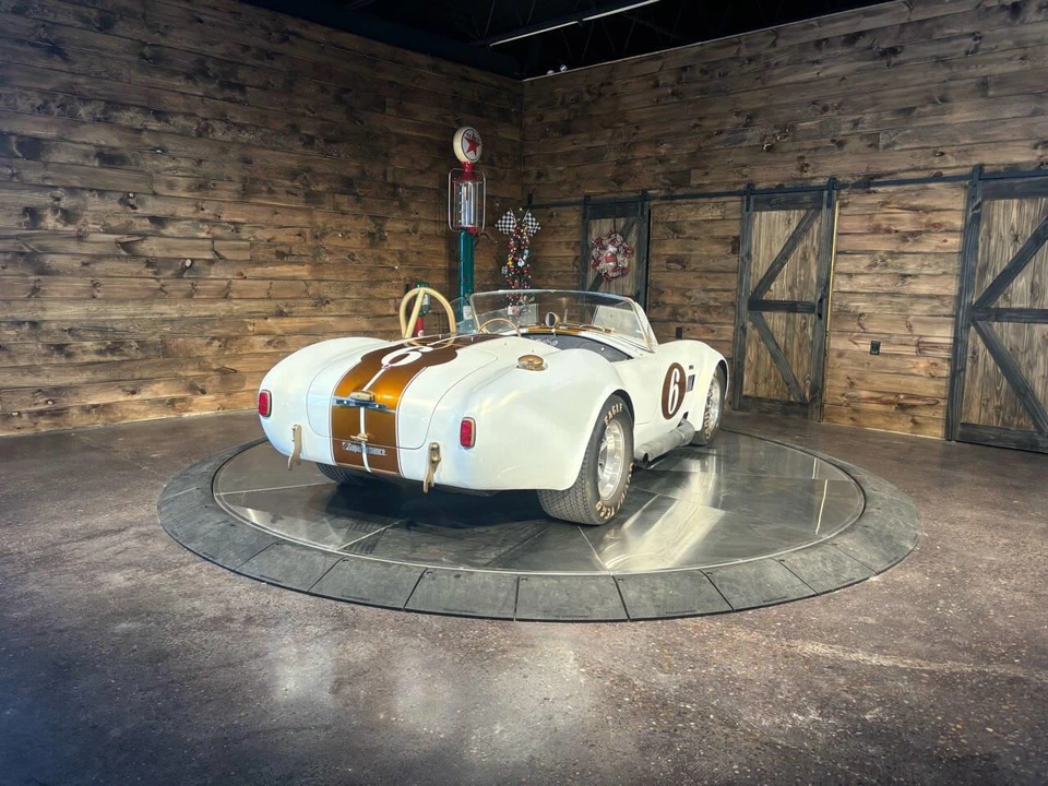 1965 Shelby Cobra 289 - Image 9 of 31