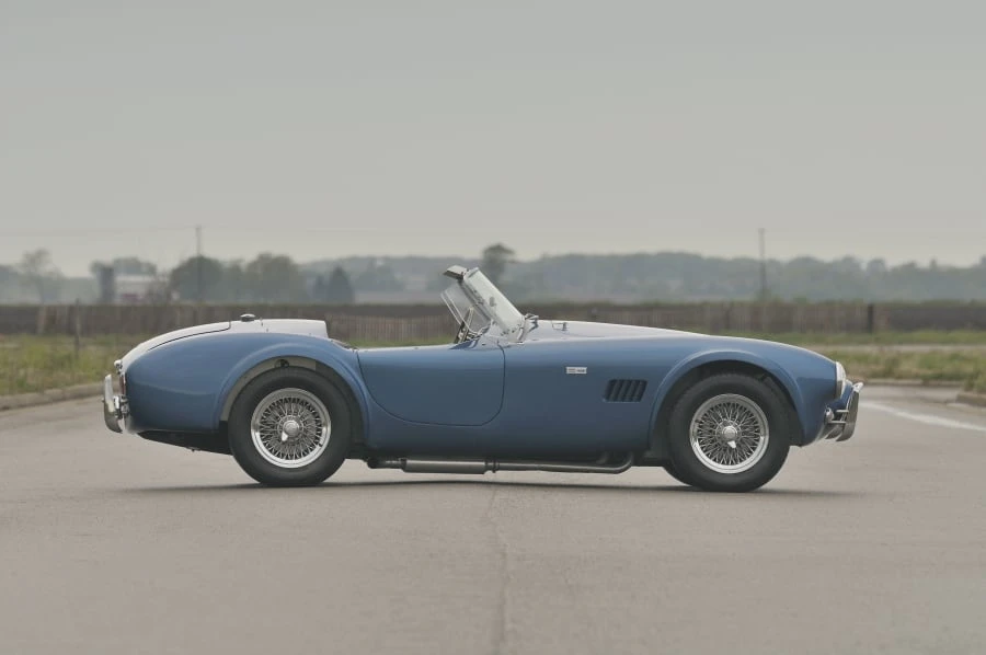 1965 Shelby Cobra 289 - Image 2 of 10