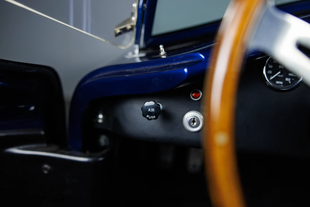 1965 Shelby Cobra 427 - Image 16 of 24