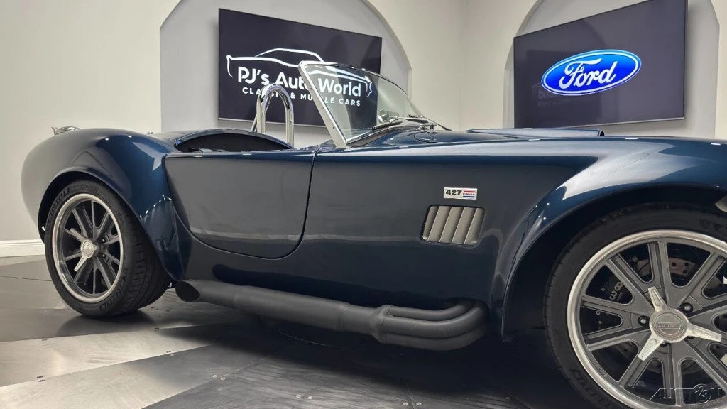 1965 Shelby Cobra 427 - Image 14 of 24