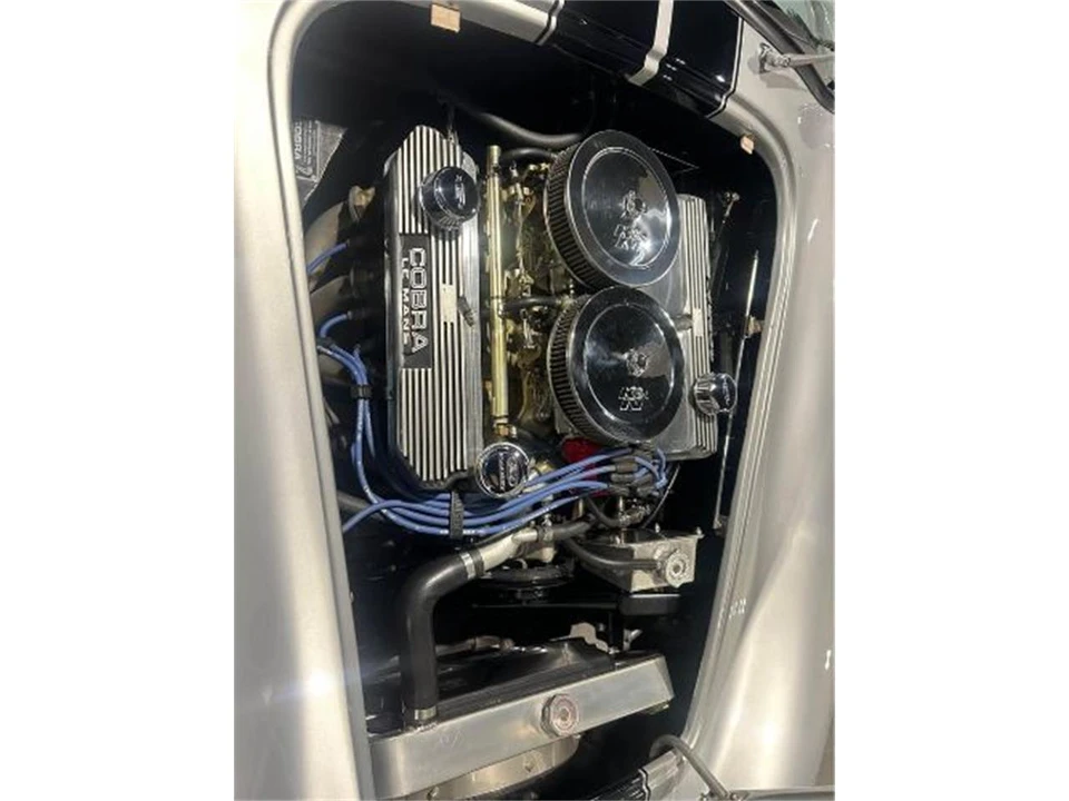 1965 Shelby Cobra 289 - Image 2 of 11