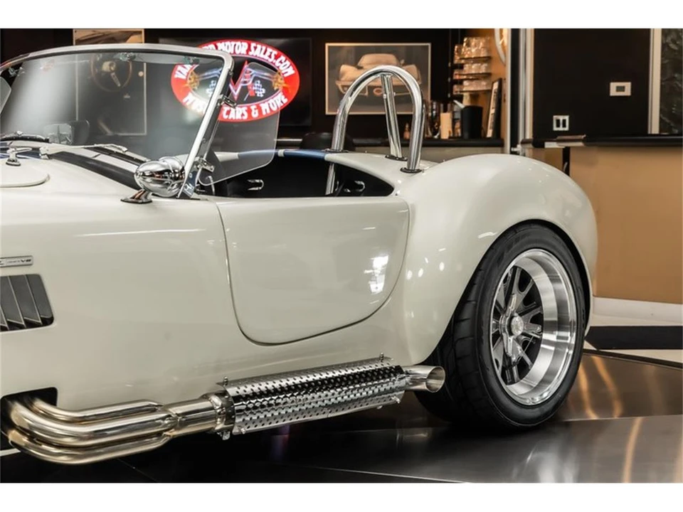 1965 Shelby Cobra 289 - Image 29 of 31