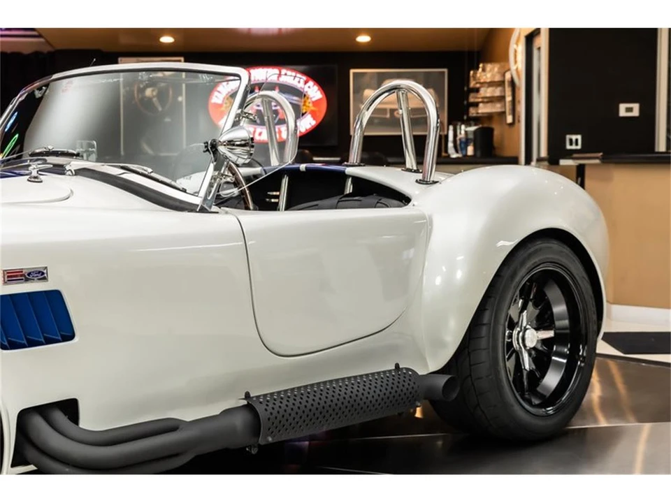 1965 Shelby Cobra 289 - Image 30 of 31