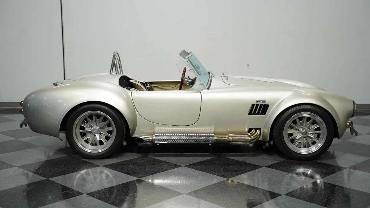 1965 Shelby Cobra Replica - Image 13 of 21