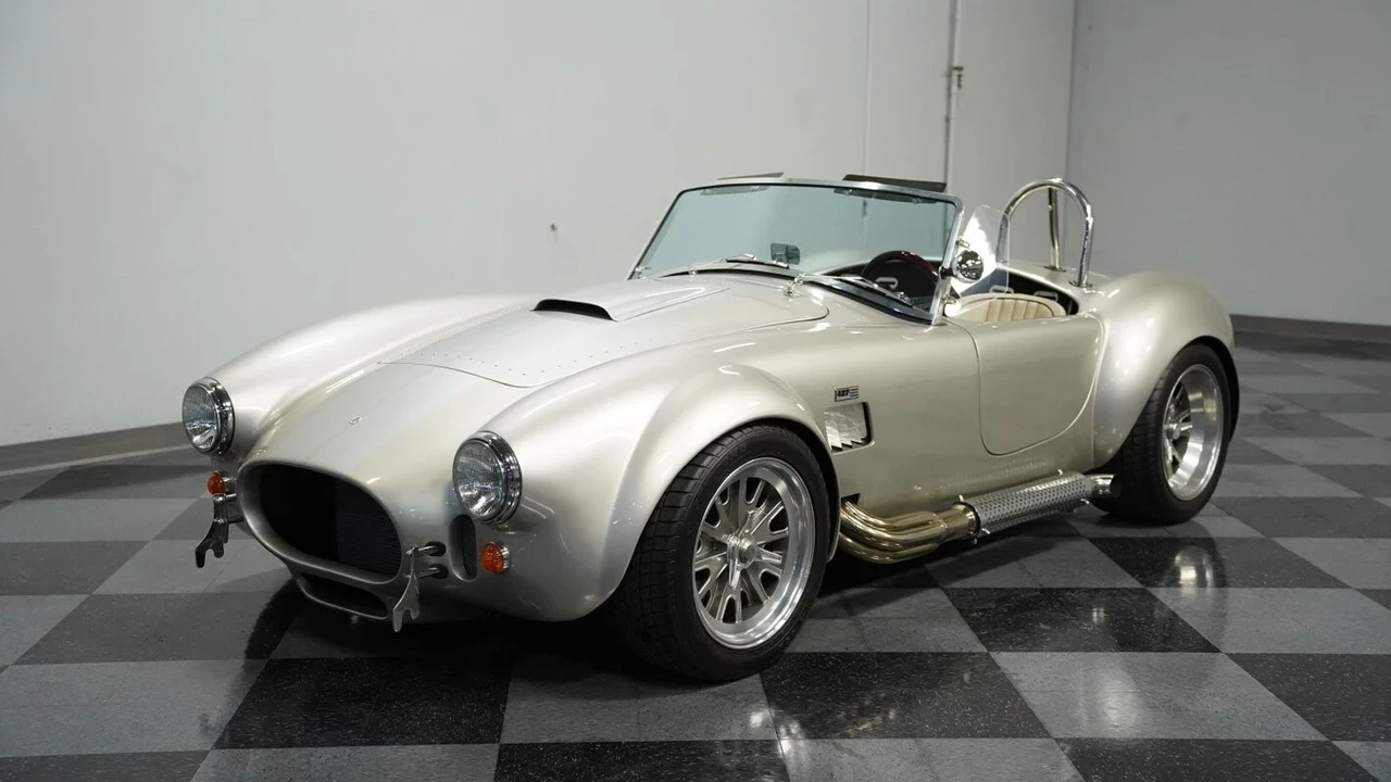 1965 Shelby Cobra Replica - Image 6 of 21