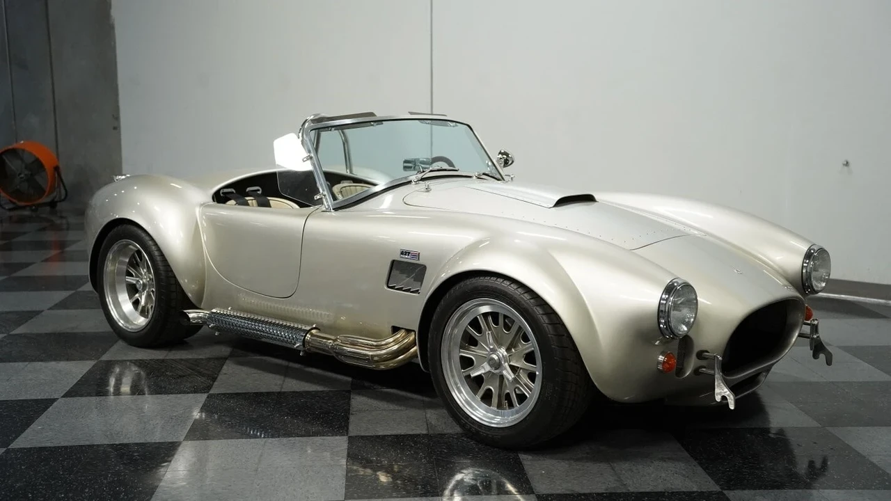 1965 Shelby Cobra Replica - Image 14 of 21