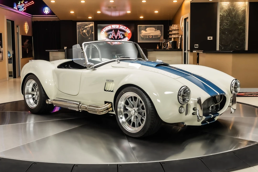 1965 Shelby Cobra 427 - Image 9 of 24