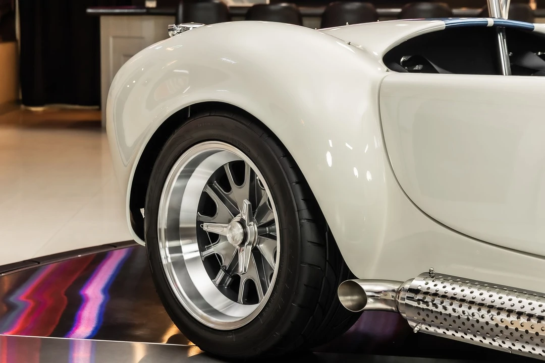 1965 Shelby Cobra 427 - Image 23 of 24
