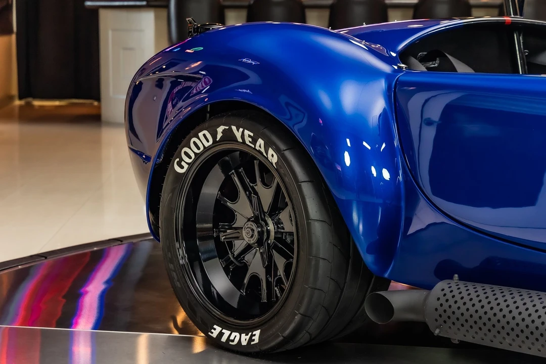1965 Shelby Cobra 427 - Image 24 of 24