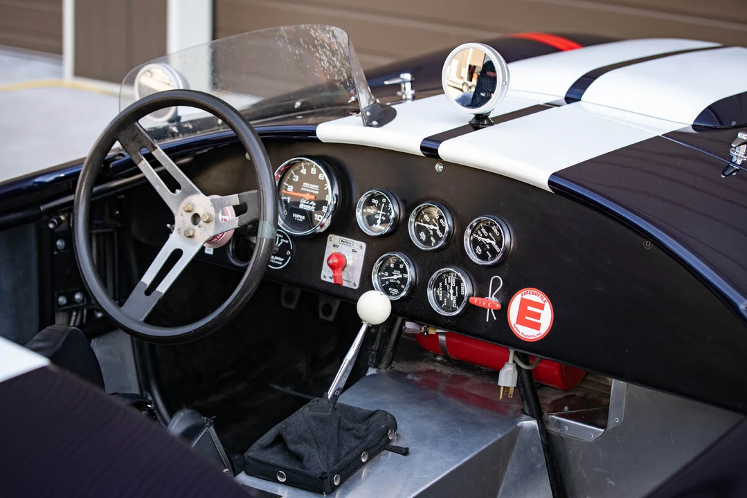 1965 Shelby Cobra 427 - Image 30 of 31