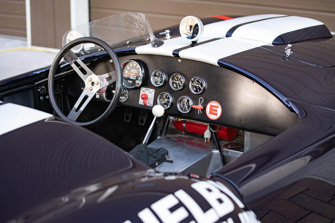 1965 Shelby Cobra 427 - Image 27 of 31
