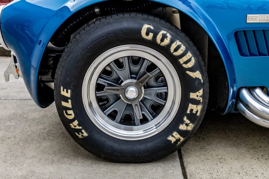 1965 Shelby Cobra 427 - Image 6 of 31