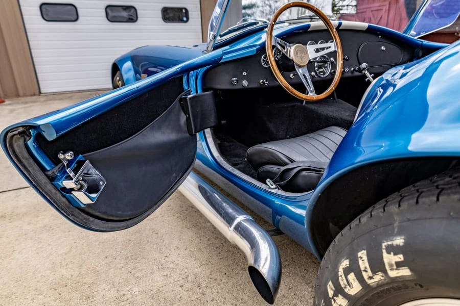 1965 Shelby Cobra 427 - Image 24 of 31