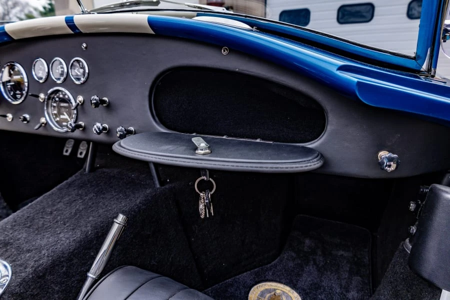 1965 Shelby Cobra 427 - Image 28 of 31