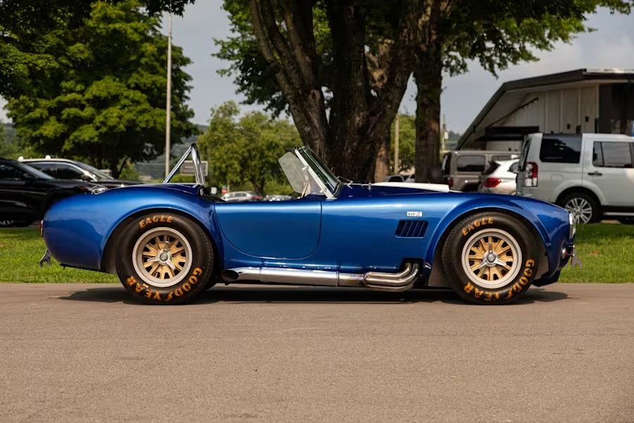 1965 Shelby Cobra 427 - Image 2 of 31