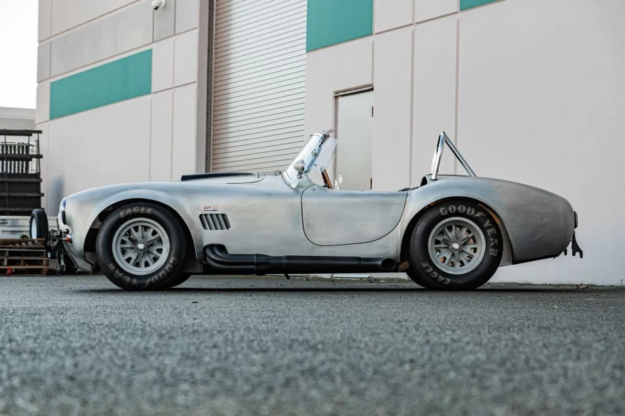 1965 Shelby Cobra 427 - Image 2 of 31