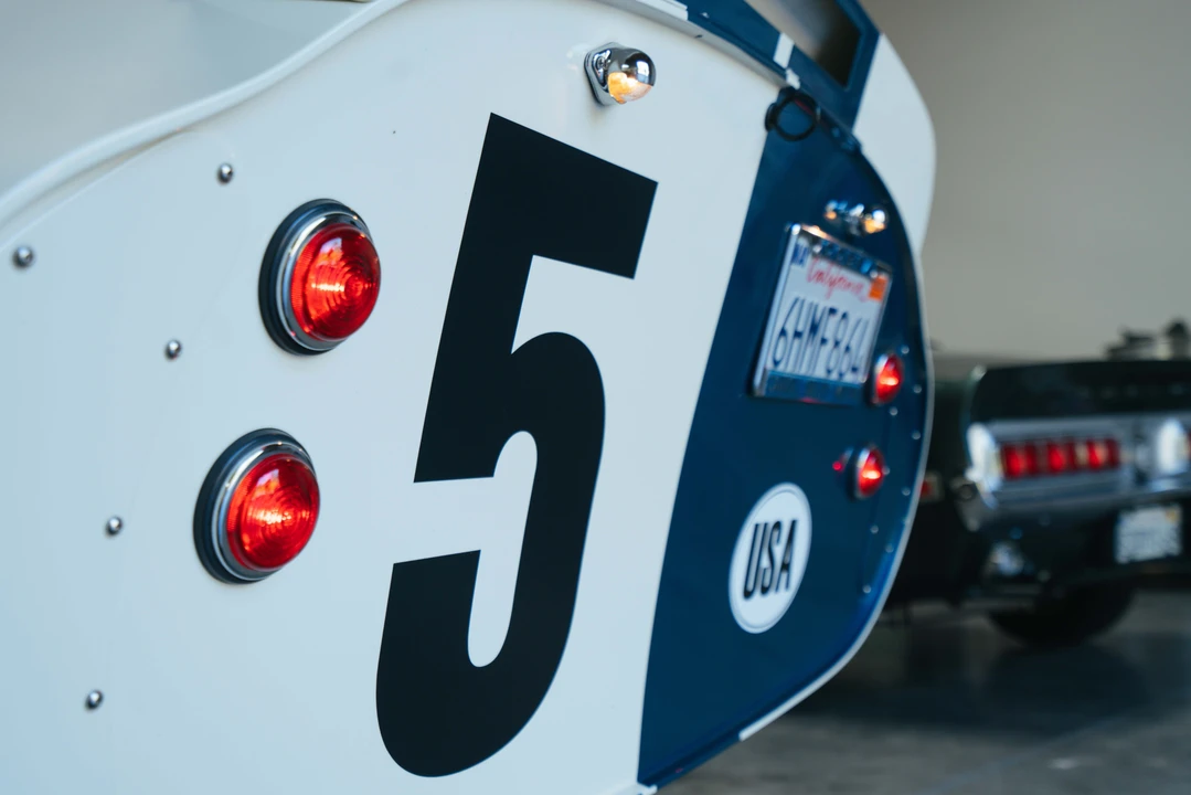 1965 Shelby Daytona Replica - Image 15 of 31