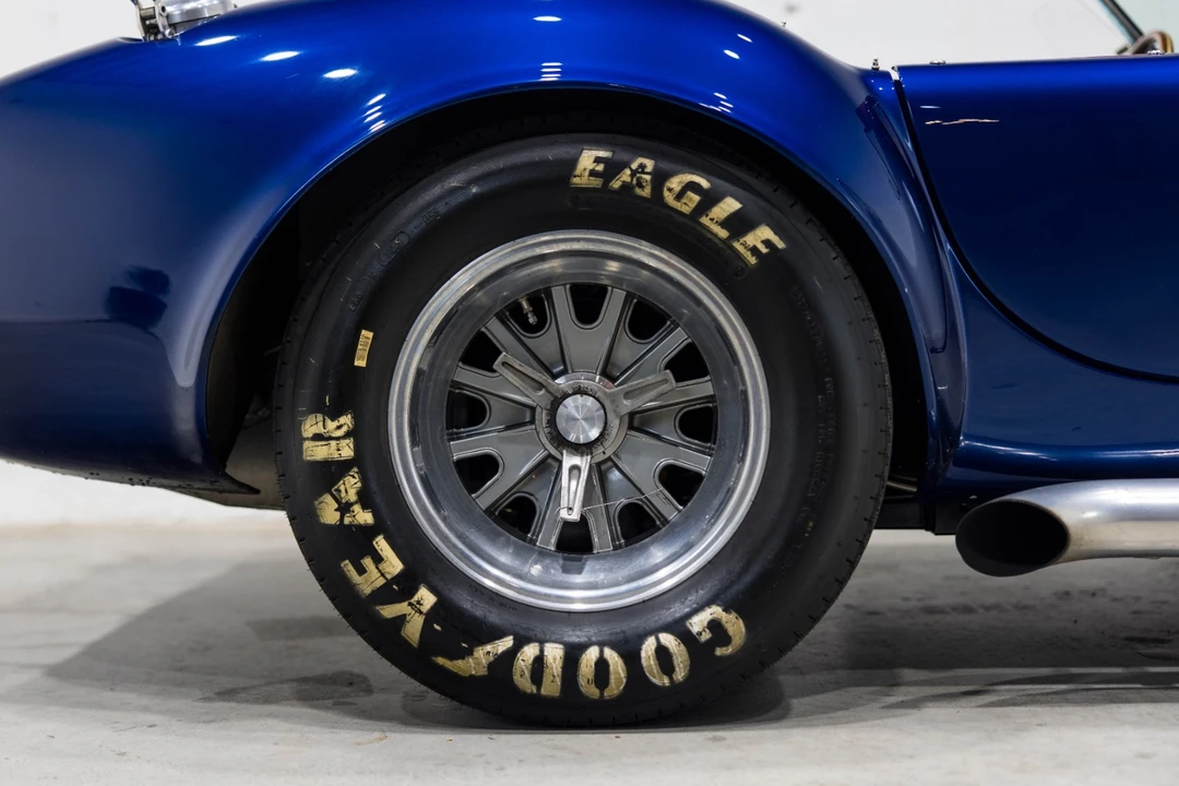 1965 Shelby Cobra 427 - Image 25 of 31