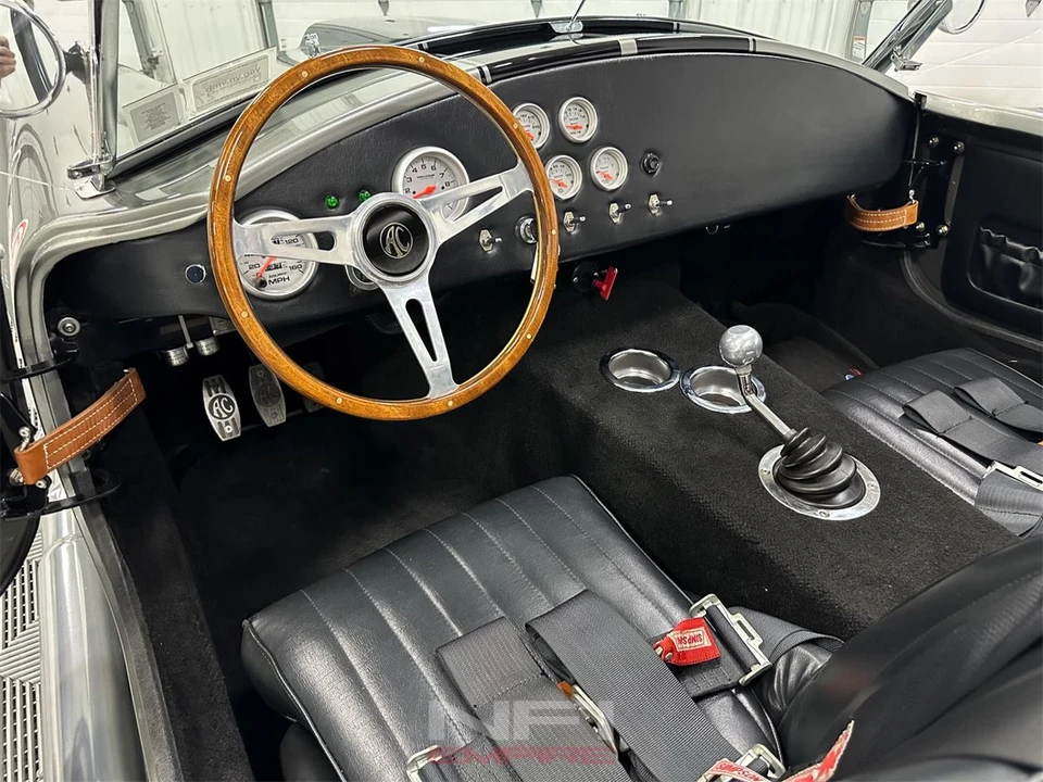 1965 Shelby Cobra 289 - Image 23 of 31