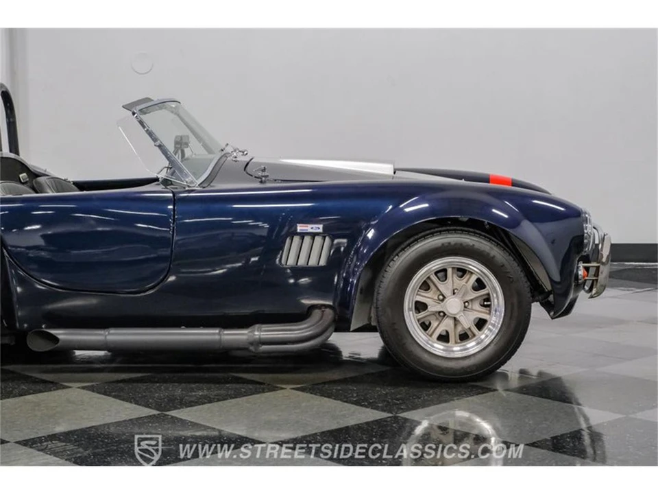 1965 Shelby Cobra 289 - Image 29 of 31
