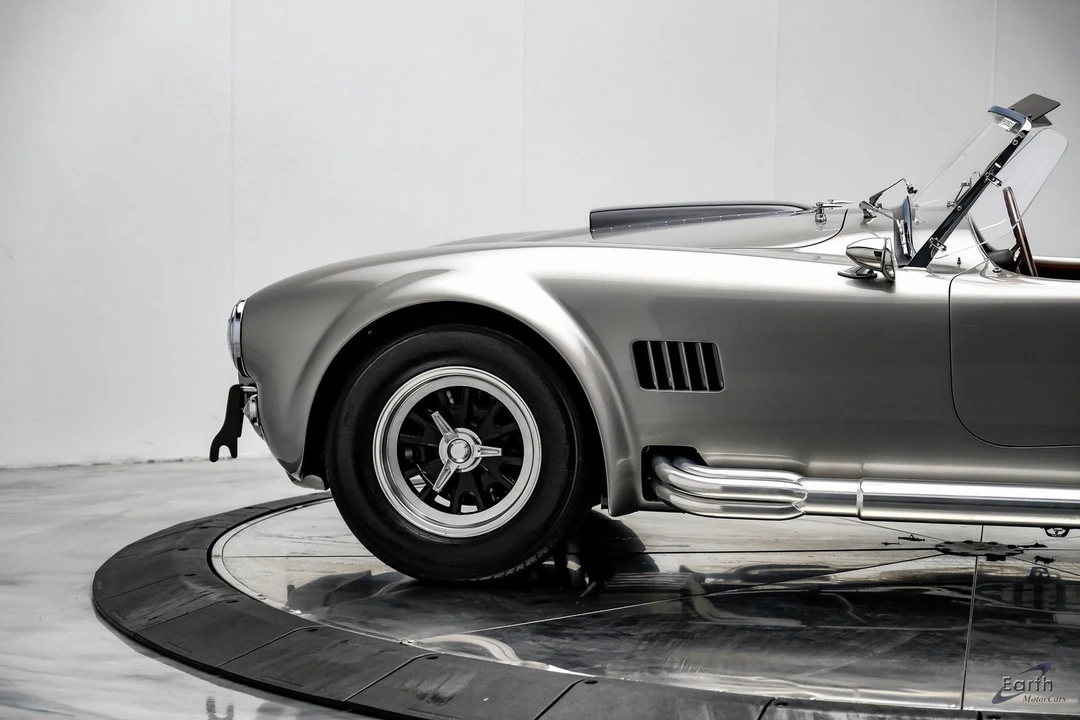 1965 Shelby Cobra 427 - Image 7 of 12