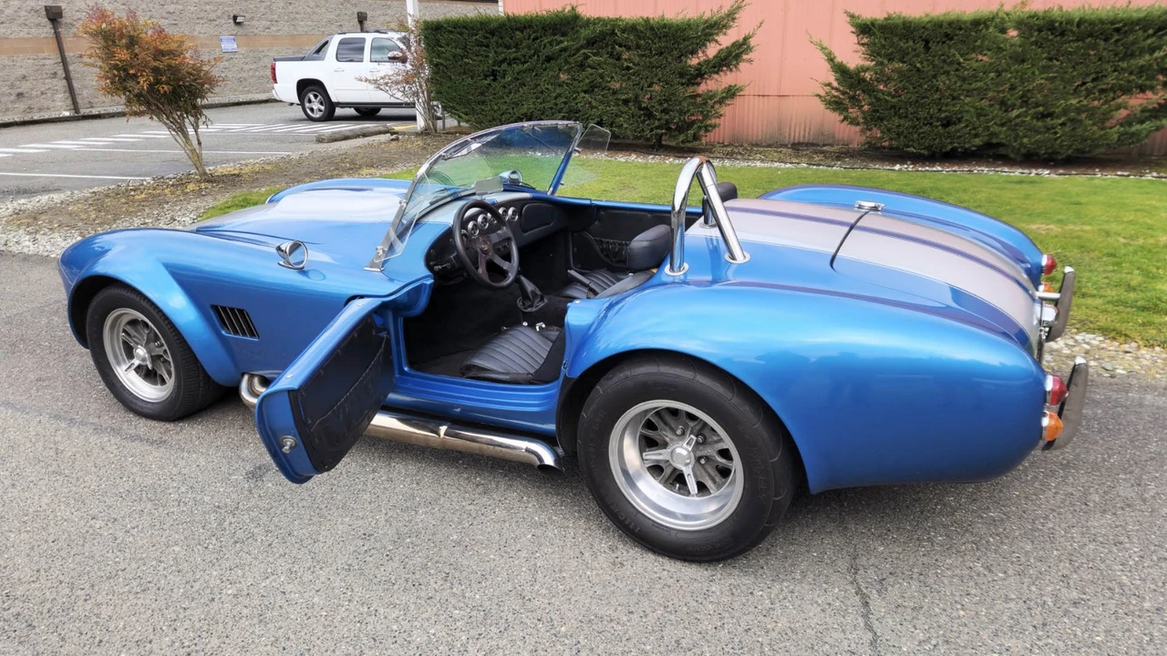 1965 Shelby Cobra Replica - Image 9 of 21