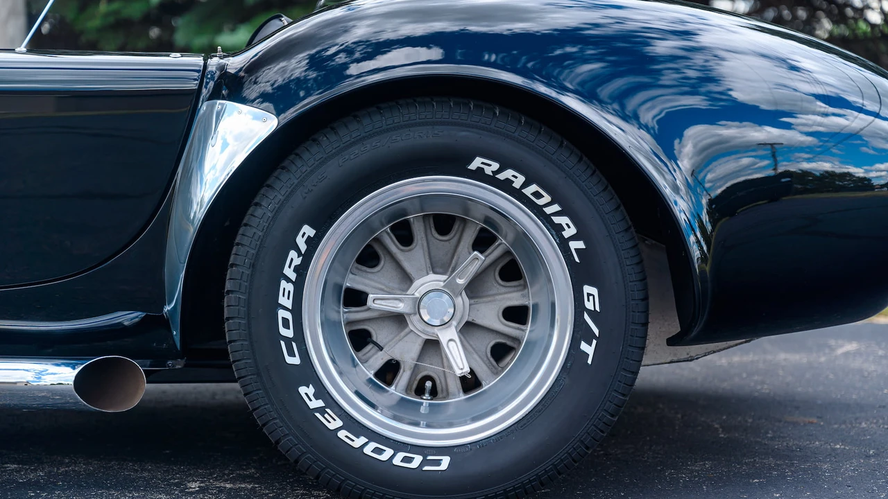 1965 Shelby Cobra Replica - Image 15 of 31
