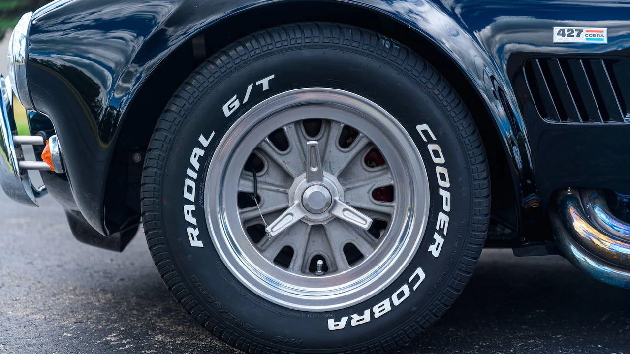 1965 Shelby Cobra Replica - Image 16 of 31