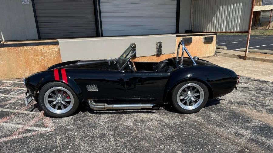 1965 Shelby Cobra 427 - Image 17 of 31