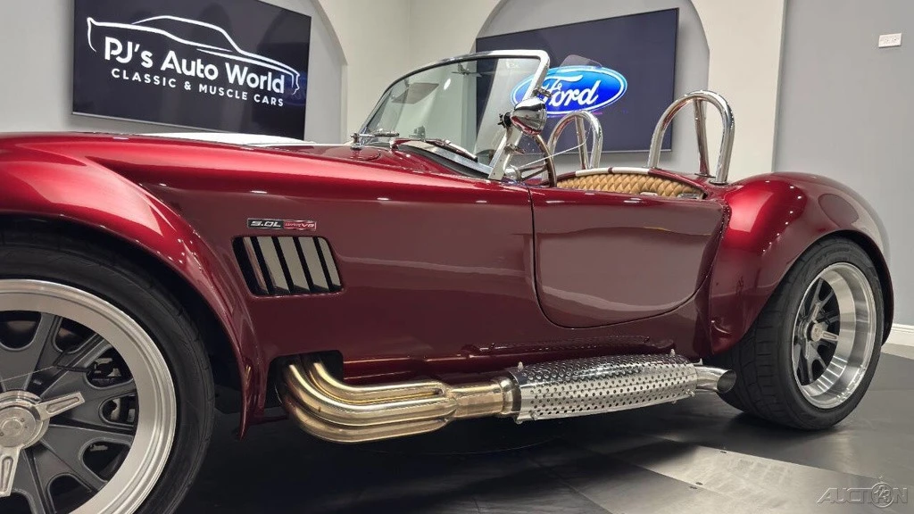 1965 Shelby Cobra 289 - Image 20 of 24