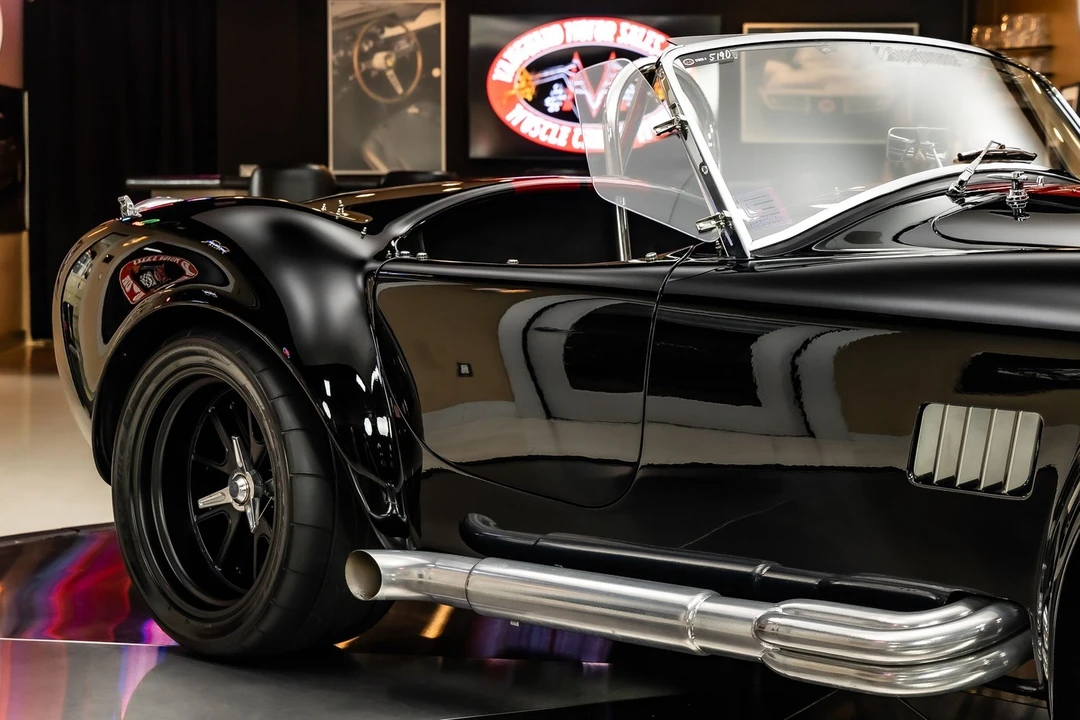 1965 Shelby Cobra 427 - Image 23 of 24