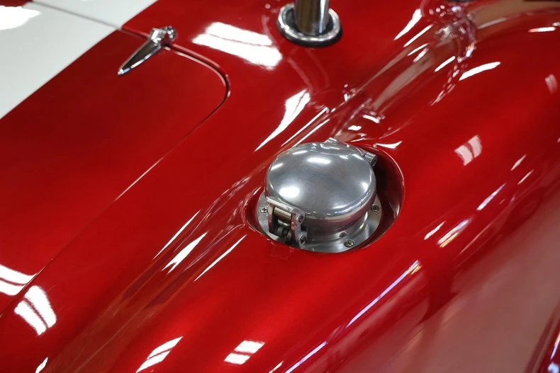 1965 Shelby Cobra 427 - Image 28 of 31