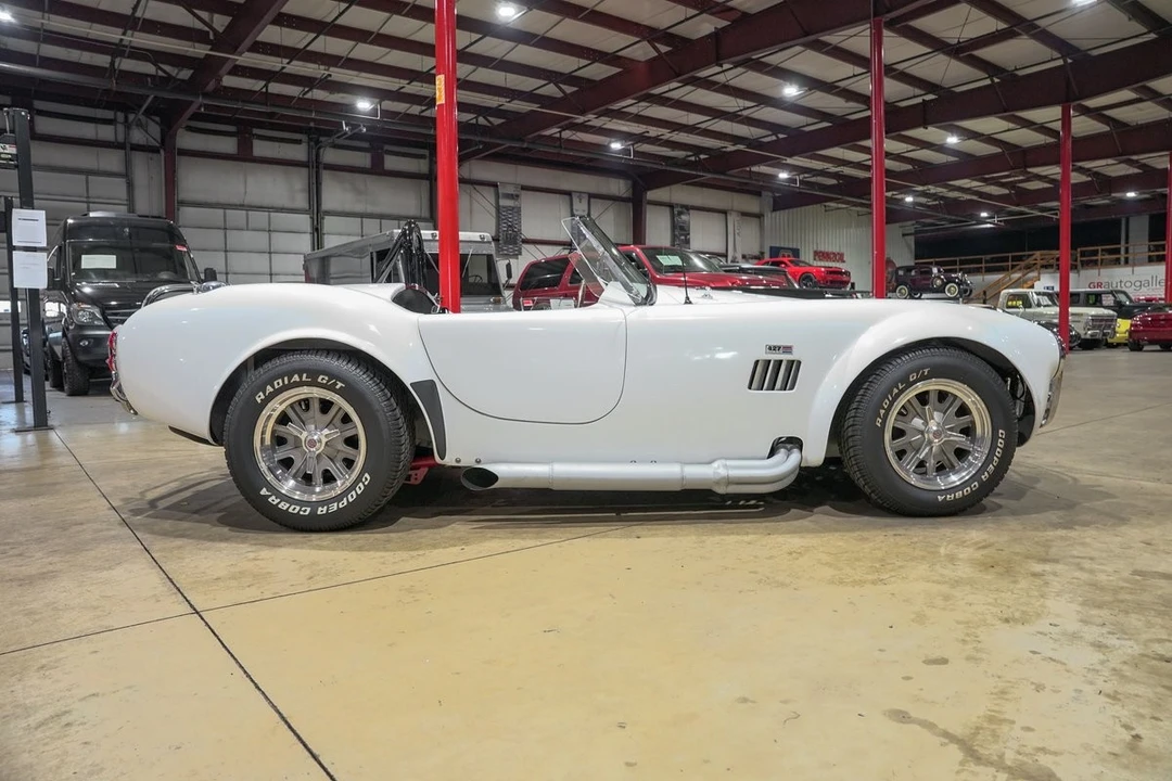 1965 Shelby Cobra Replica - Image 10 of 12