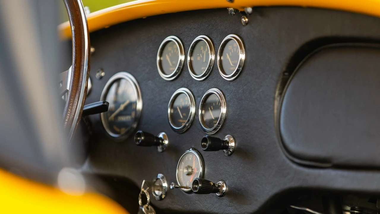 1965 Shelby Cobra 289 - Image 25 of 31