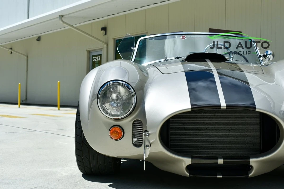 1965 Shelby Cobra 427 - Image 29 of 31
