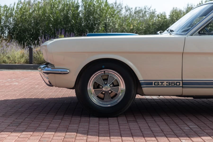 1965 Shelby GT350 - Image 20 of 31